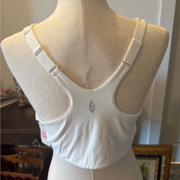 FREE PEOPLE | Maternity Sports Bra Medium NWT - Picture 2 of 4